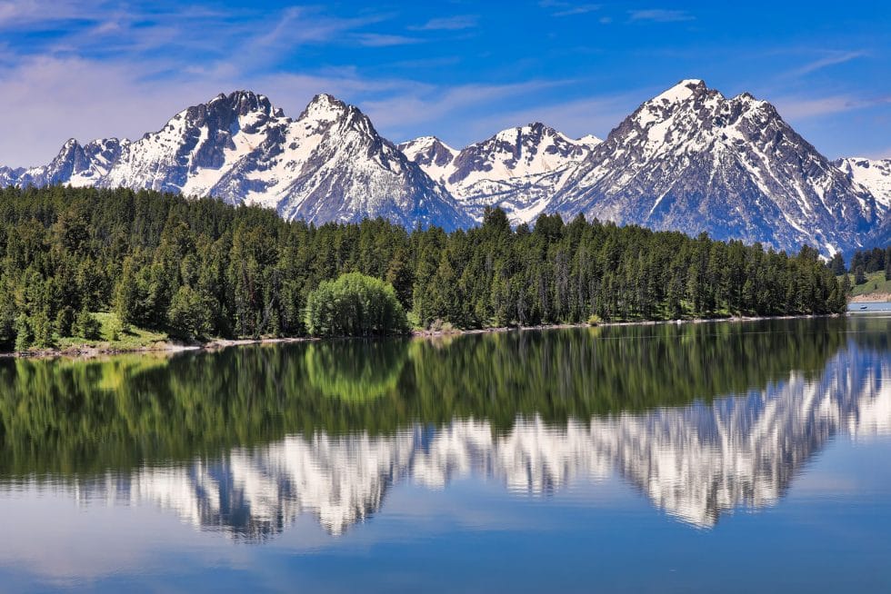 The Grand Tetons in Wyoming by Booking Express Travel